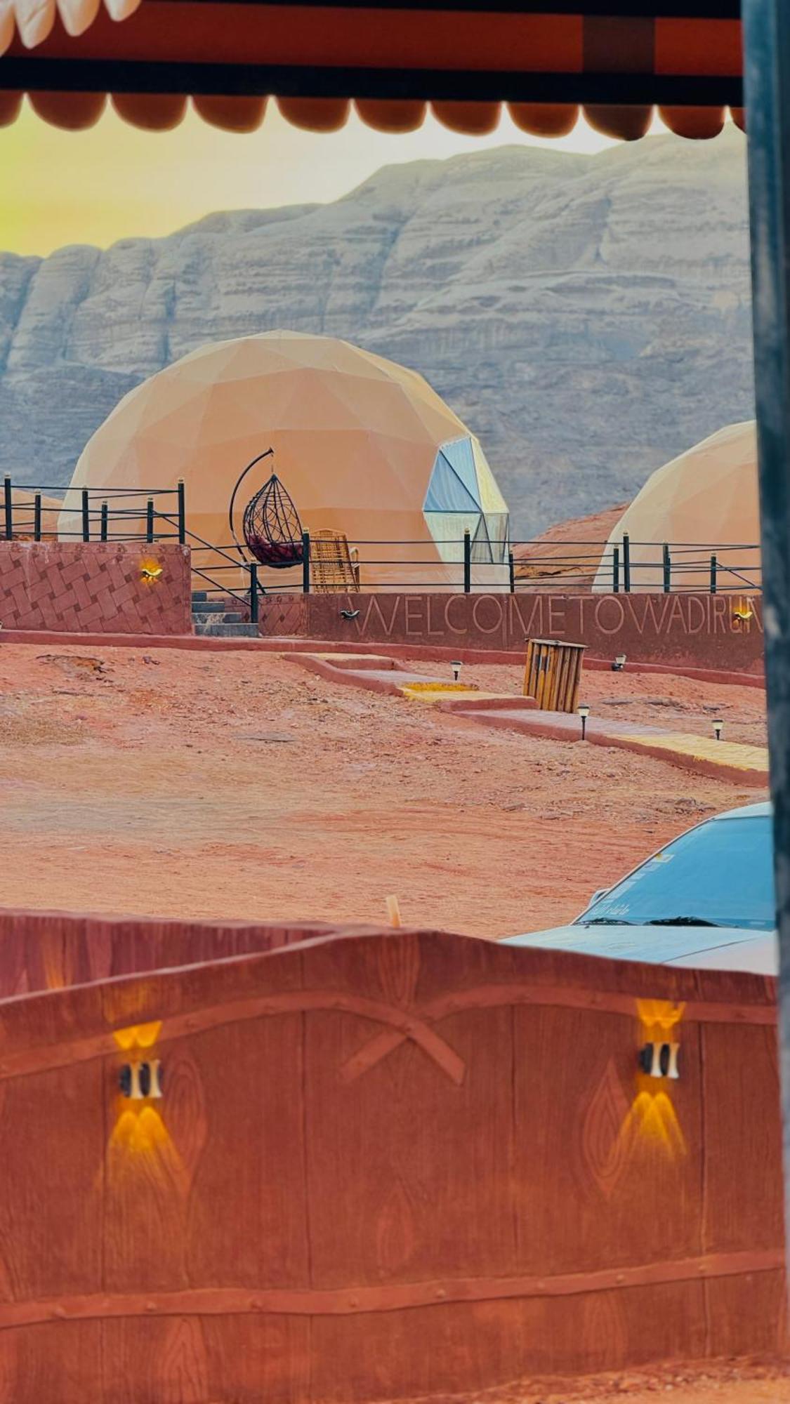 Rum Solaris Bubbles Camp Wadi Rum Exterior photo